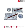 Kép 1/3 - Made in Japan White & Blue Net sushi készlet evőpálcikákkal