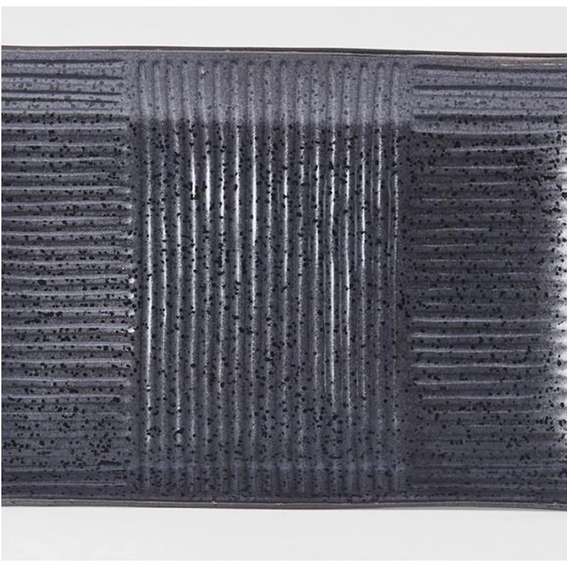 21 x 13 cm