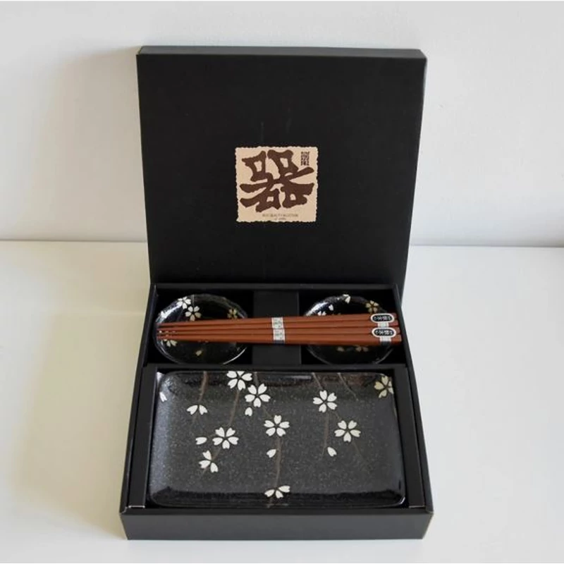Made in Japan Black with White Petals sushi készlet evőpálcikákkal